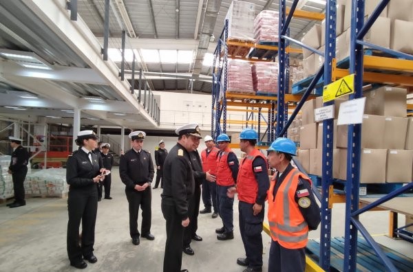 Operadores salino en los centros de abastecimiento